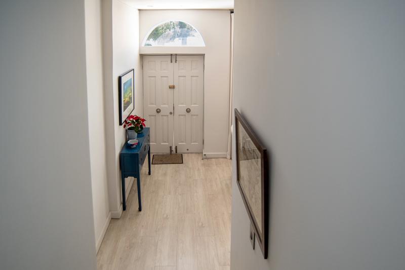 To Let 2 Bedroom Property for Rent in Green Point Western Cape